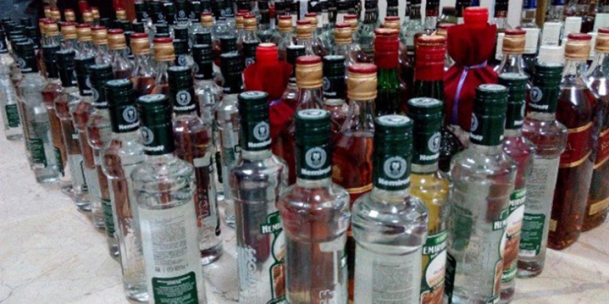 Kars'ta 217 şişe kaçak içki ele geçirildi