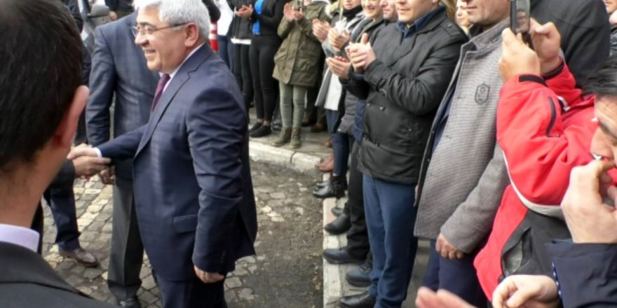 Kars Belediye Başkanı Karaçanta: "Görevimin başındayım"
