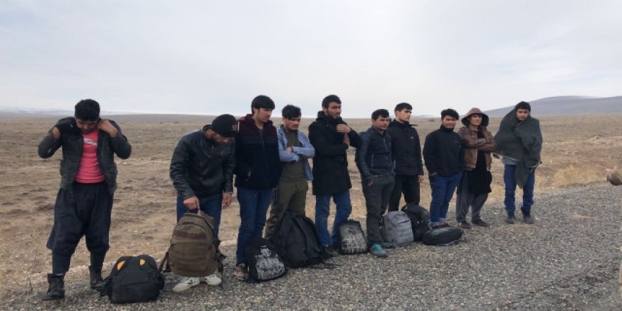 Kars’a kaçak yollarla giren göçmenlerin önü alınamıyor