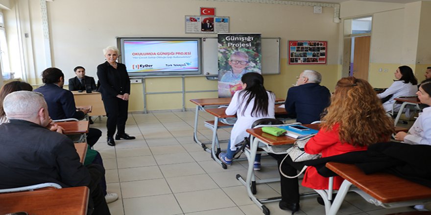 Günışığı Projesi Kars'ta Okullara Taşınıyor