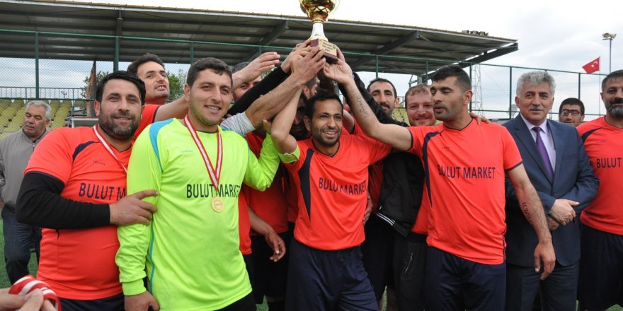 Kars’ta, “Kurumlar Arası Futbol Turnuvası” sona erdi