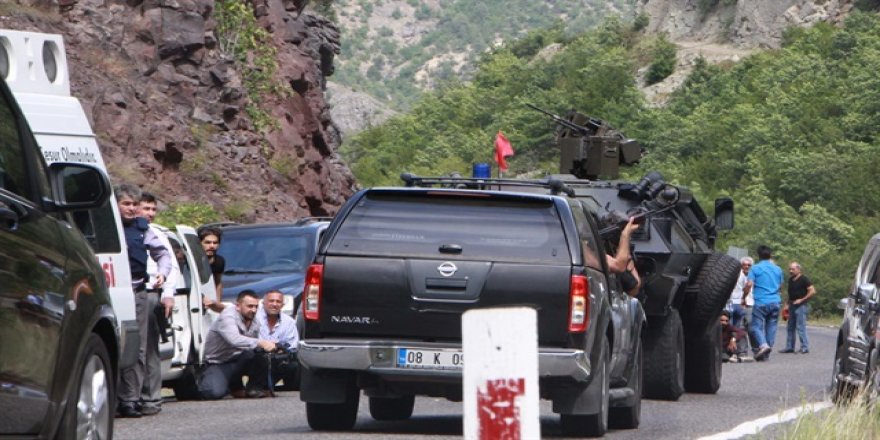 Kılıçdaroğlu'nun konvoyuna saldıran terörist Kars'ta öldürüldü