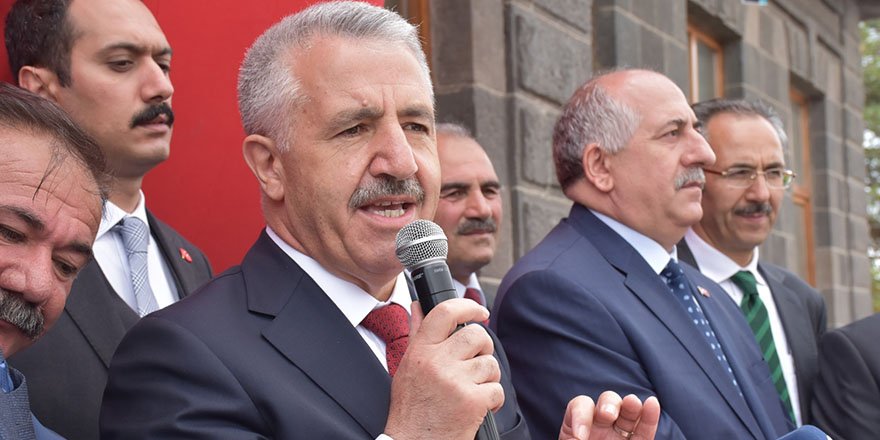 Bakan Arslan,"Son yüzyılın lideri Recep Tayyip Erdoğan'dır"