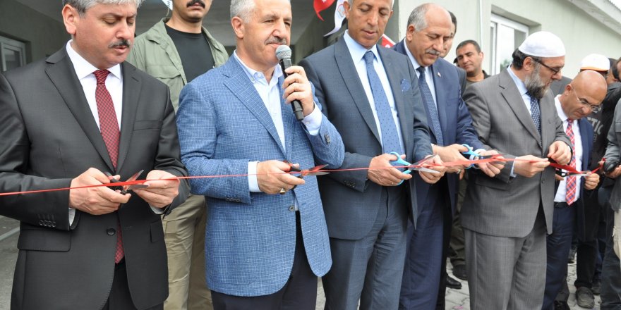 Bakan Ahmet Arslan Selim Hayvan Pazarı’nın açılışını  yaptı