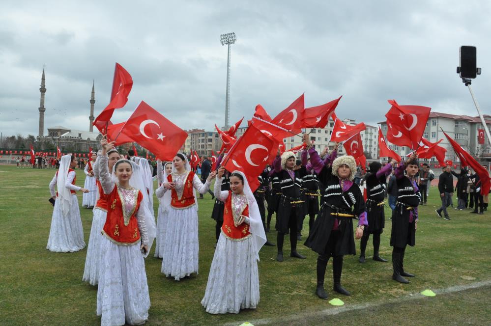 karsta-23-nisan-coskuyla-kutlandi-1.jpg
